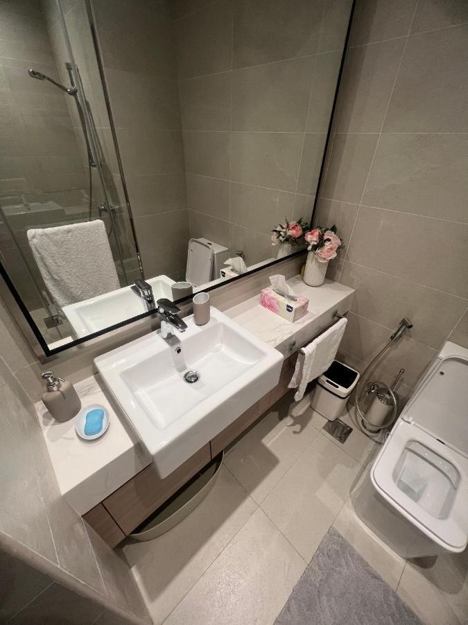 Modern Studio Center Of Dubai Bagian luar foto